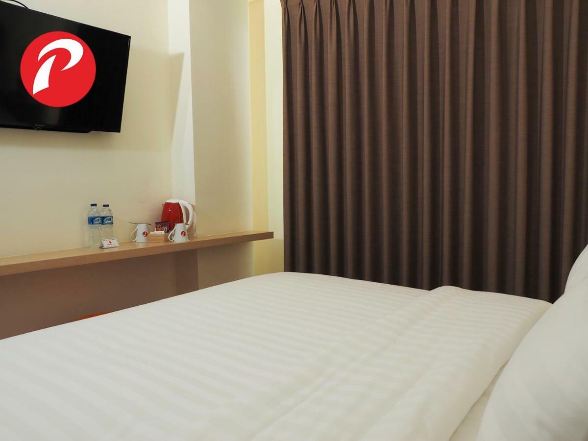 D'Primahotel Airport Jakarta 2 Tangerang Exterior photo