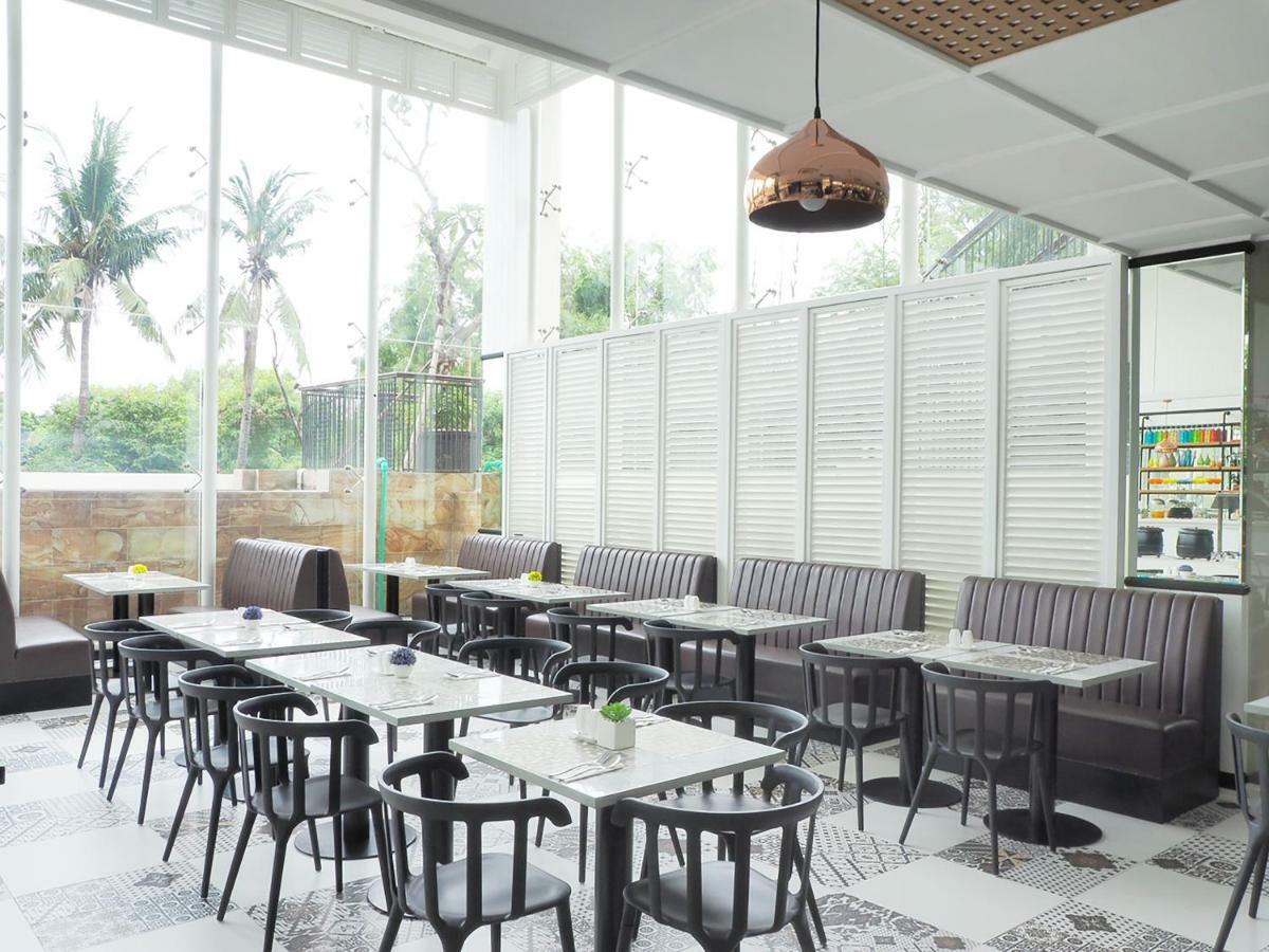 D'Primahotel Airport Jakarta 2 Tangerang Exterior photo